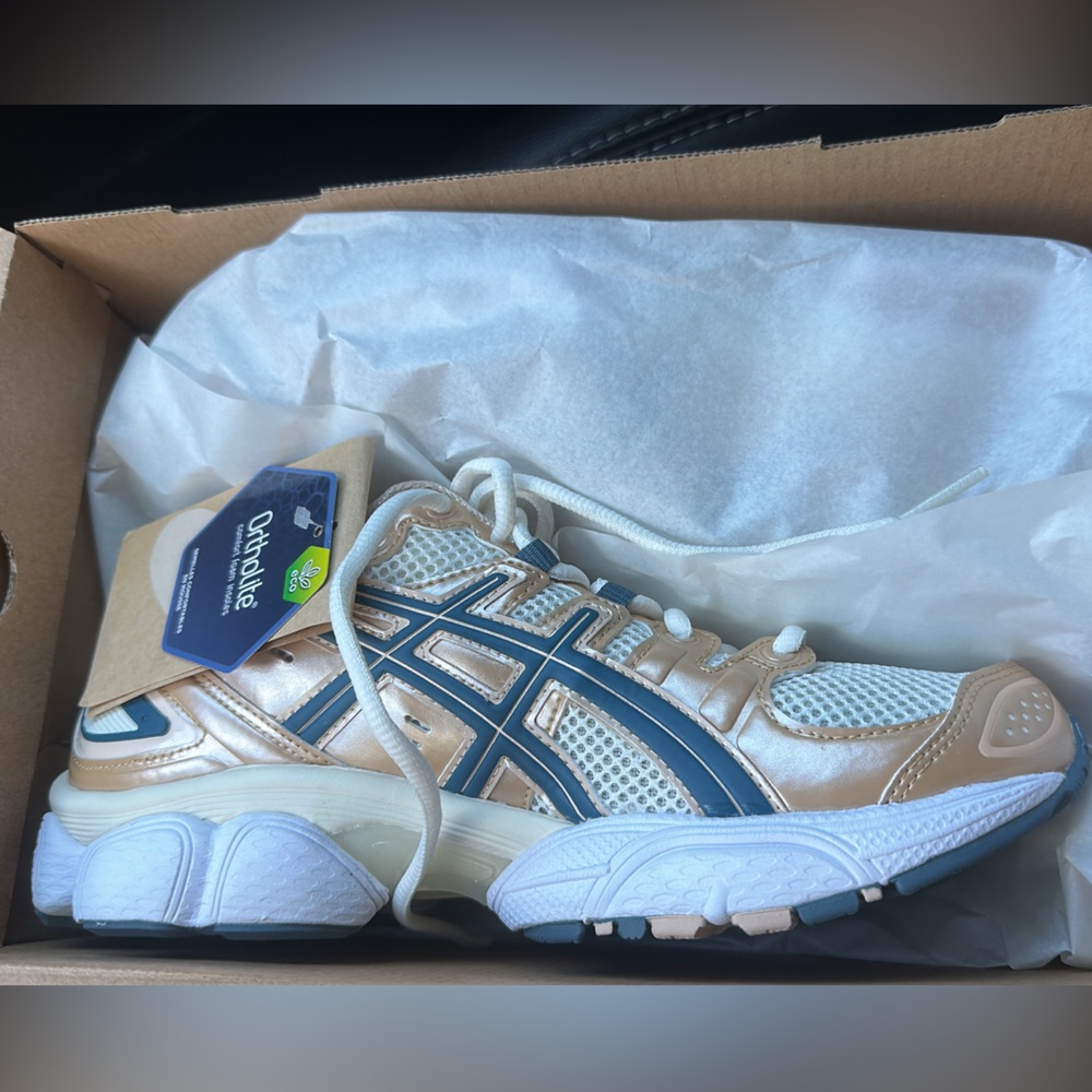 Brand New ASICS